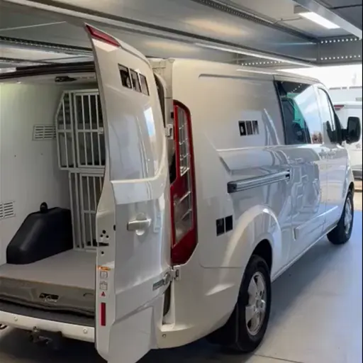 Ford Transit Custom<br/>Aménagement canin