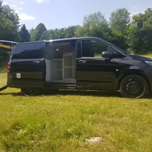 Aménagement complet Braveur pour transformer un utilitaire en taxi animalier